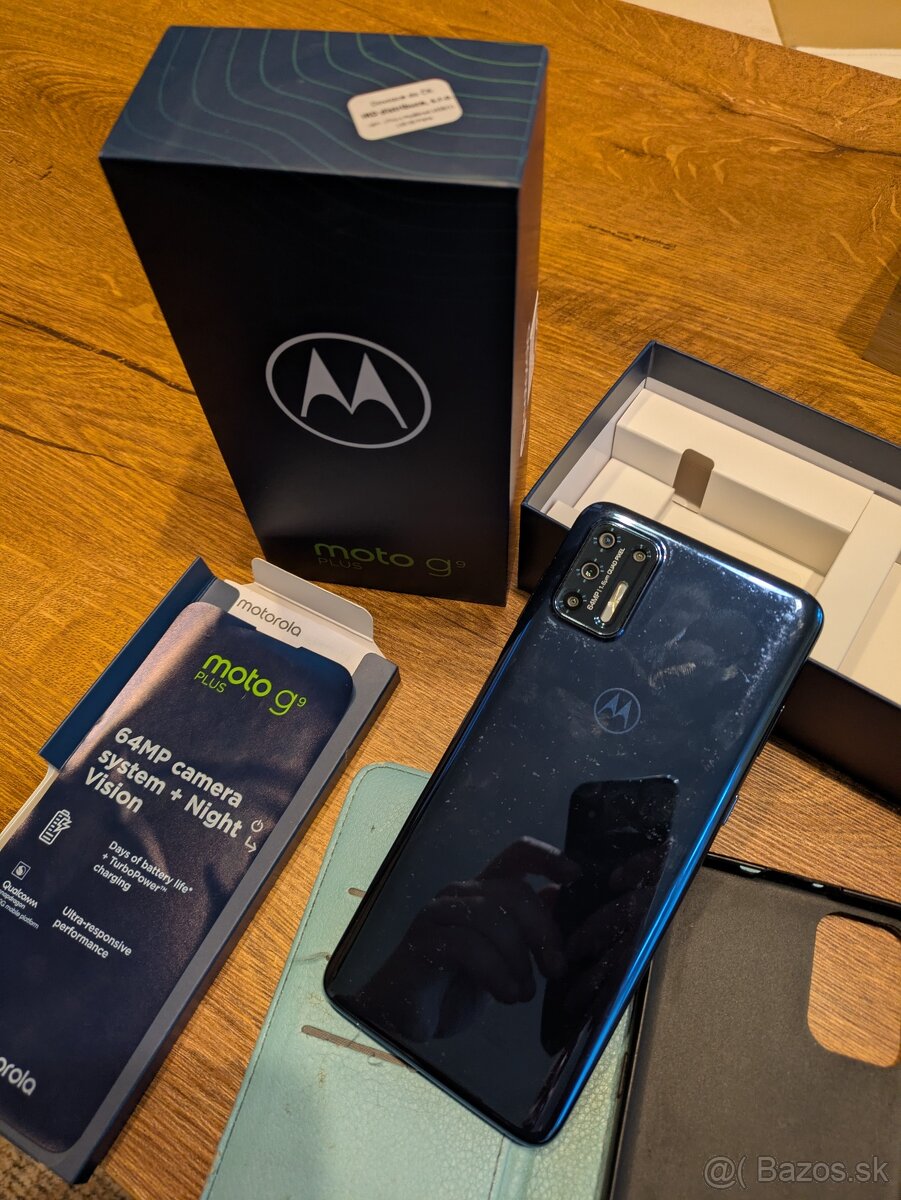 Motorola Moto G9 Plus - 2