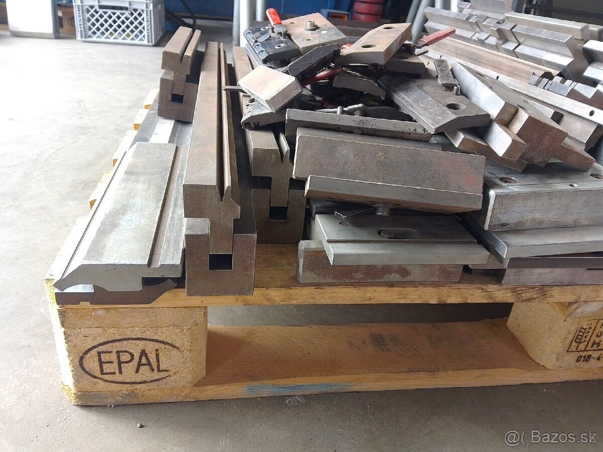 Nástroje ohraňovací lis Amada - 2