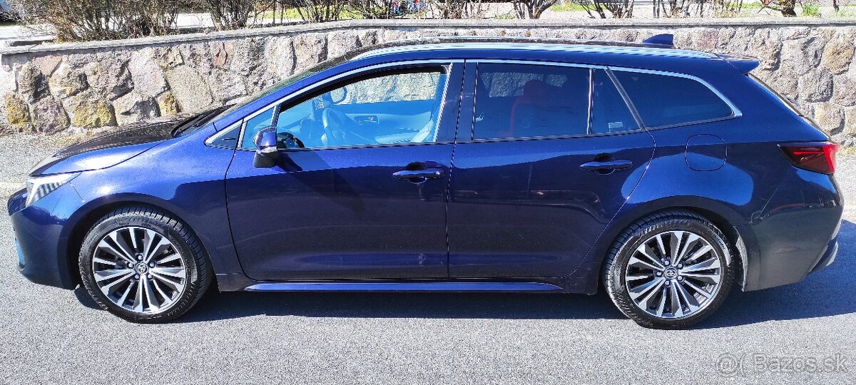 Toyota Corolla - 2