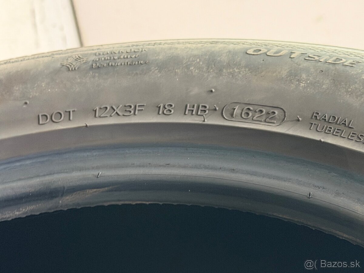 Hankook letné pneu 235/55 R17 - 2