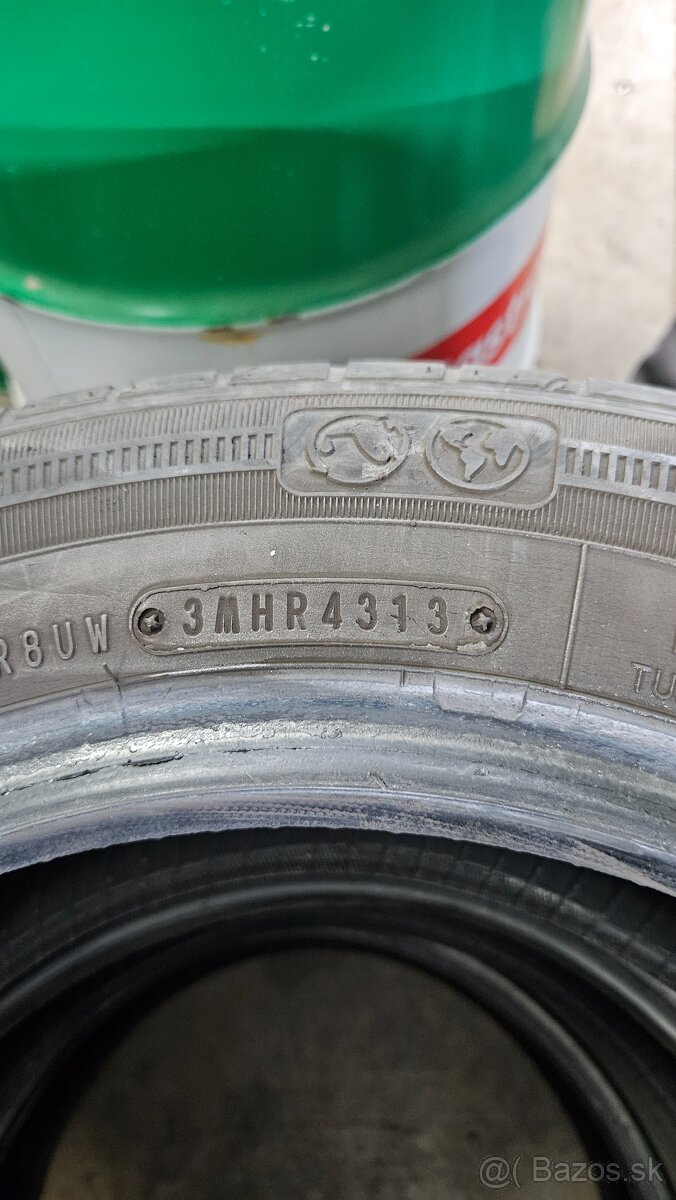 Goodyear 165/70 r14 - 2