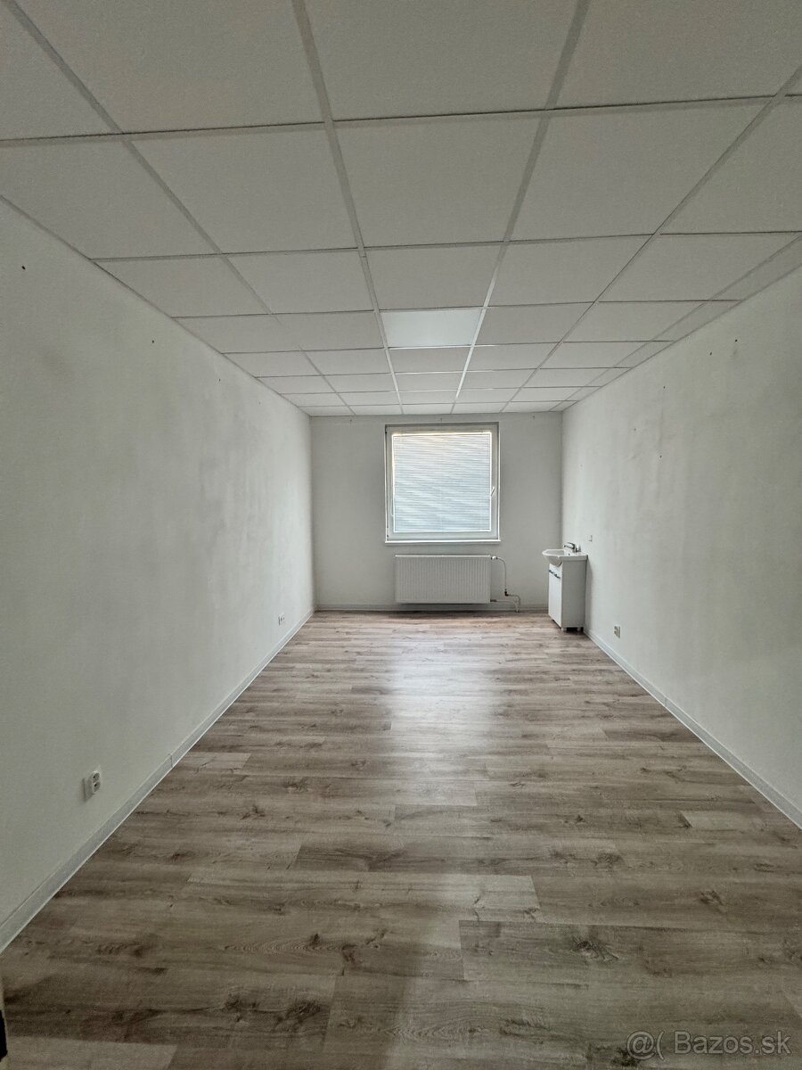 Voľne Kancelárie - 2