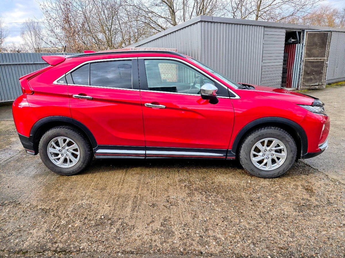 Eclipse Cross 2WD Manuál Invite - 2