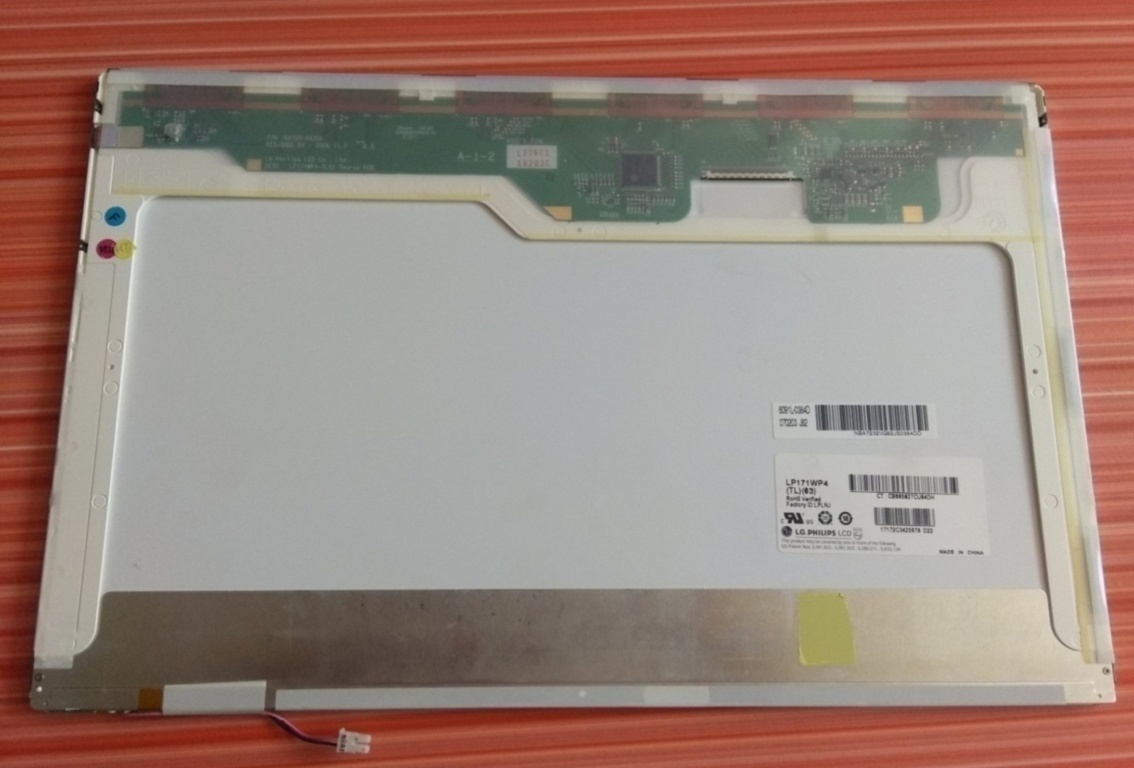 predám 17" 1440x900 WXGA+ CCFL , 30pin display - 2
