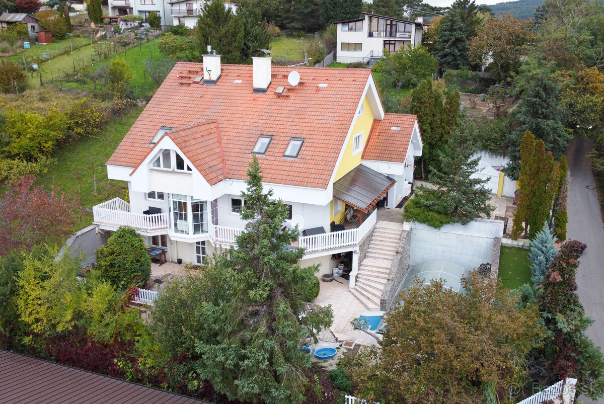 Na prenájom rodinný dom v Nitre - časť Zobor - 2