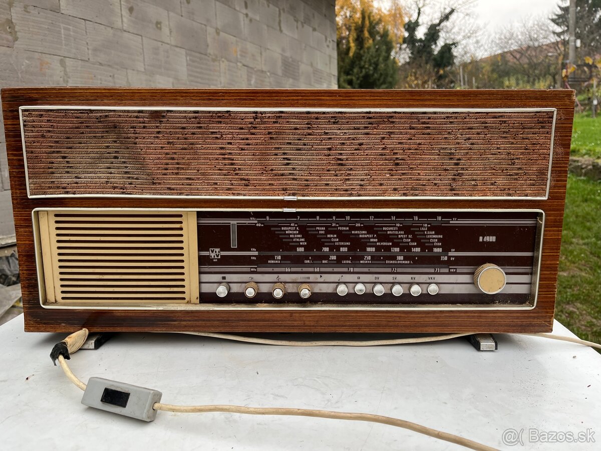 tranzistorové rádio Videoton R 4900. - 2