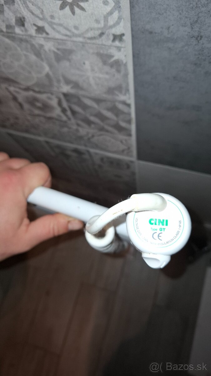 Predám rebrikový radiátor Cini - 2