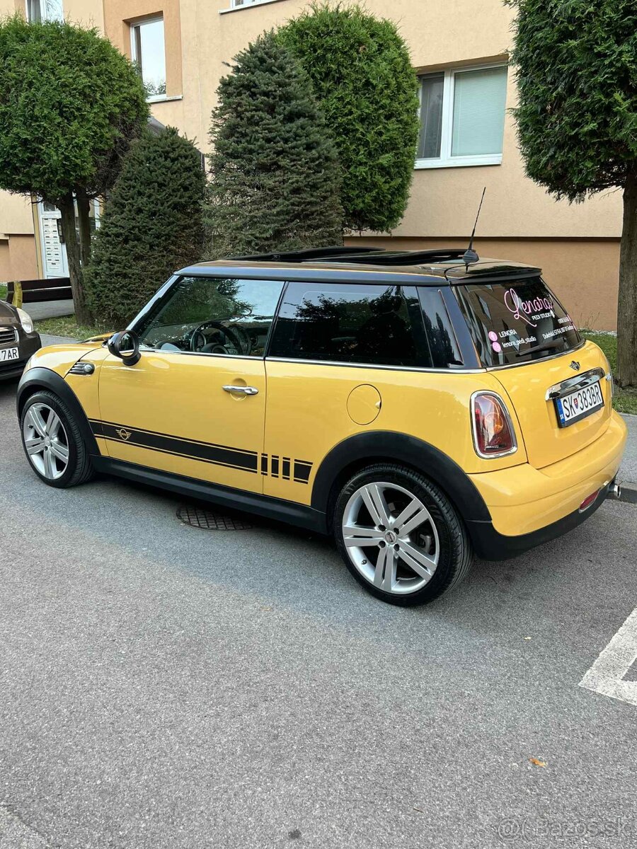 Mini Cooper 1.6 D R56 – Automat - 2