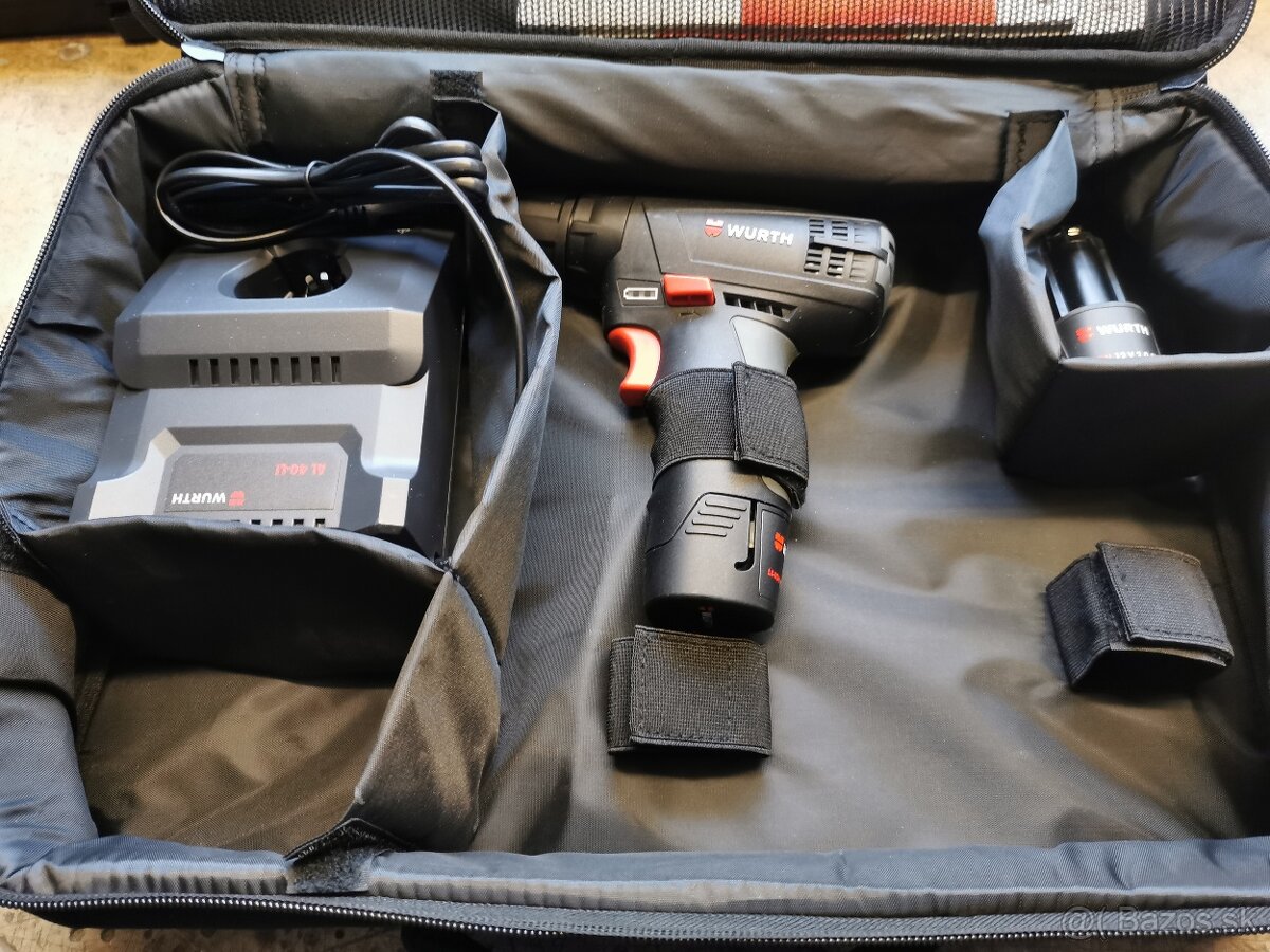 Akú skrutkovač - 2