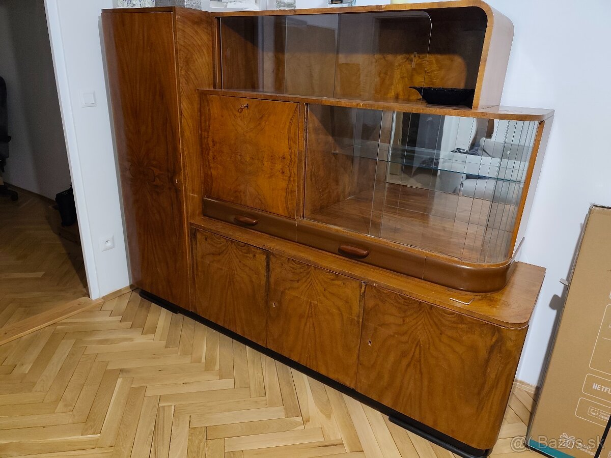 Starožitný nábytok - 2