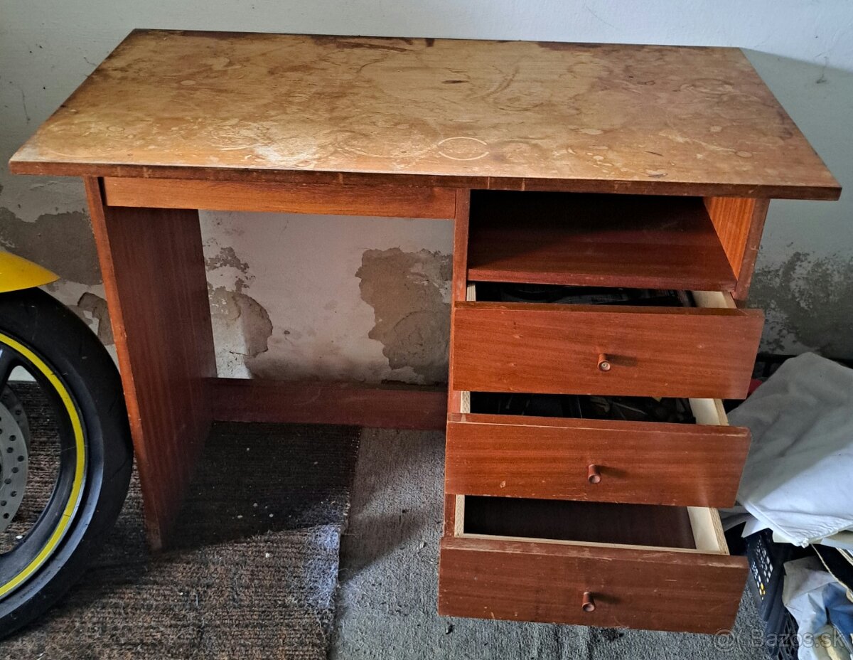 Písací stolík - 2