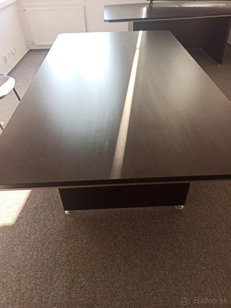 Stoly do zasadacky - 2