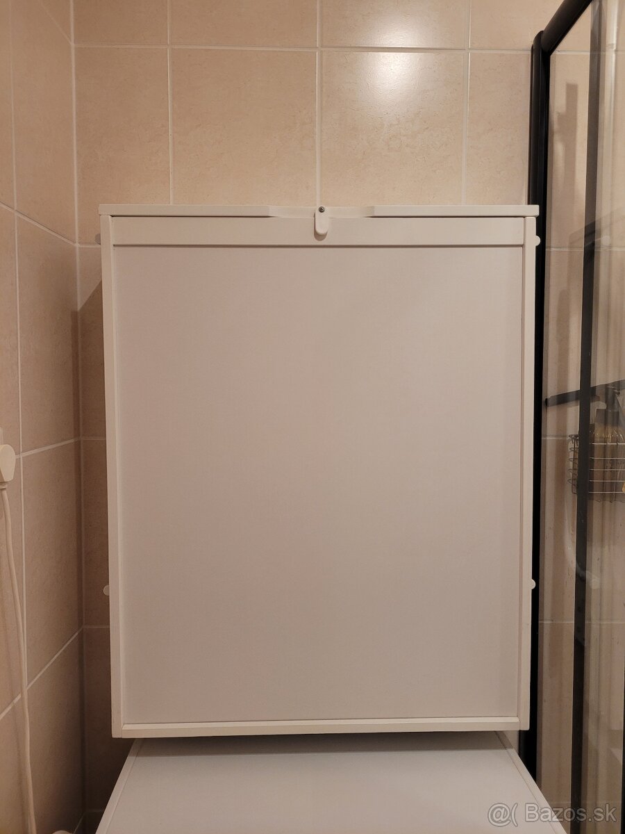 Závesný prebalovací pult Roba - 2