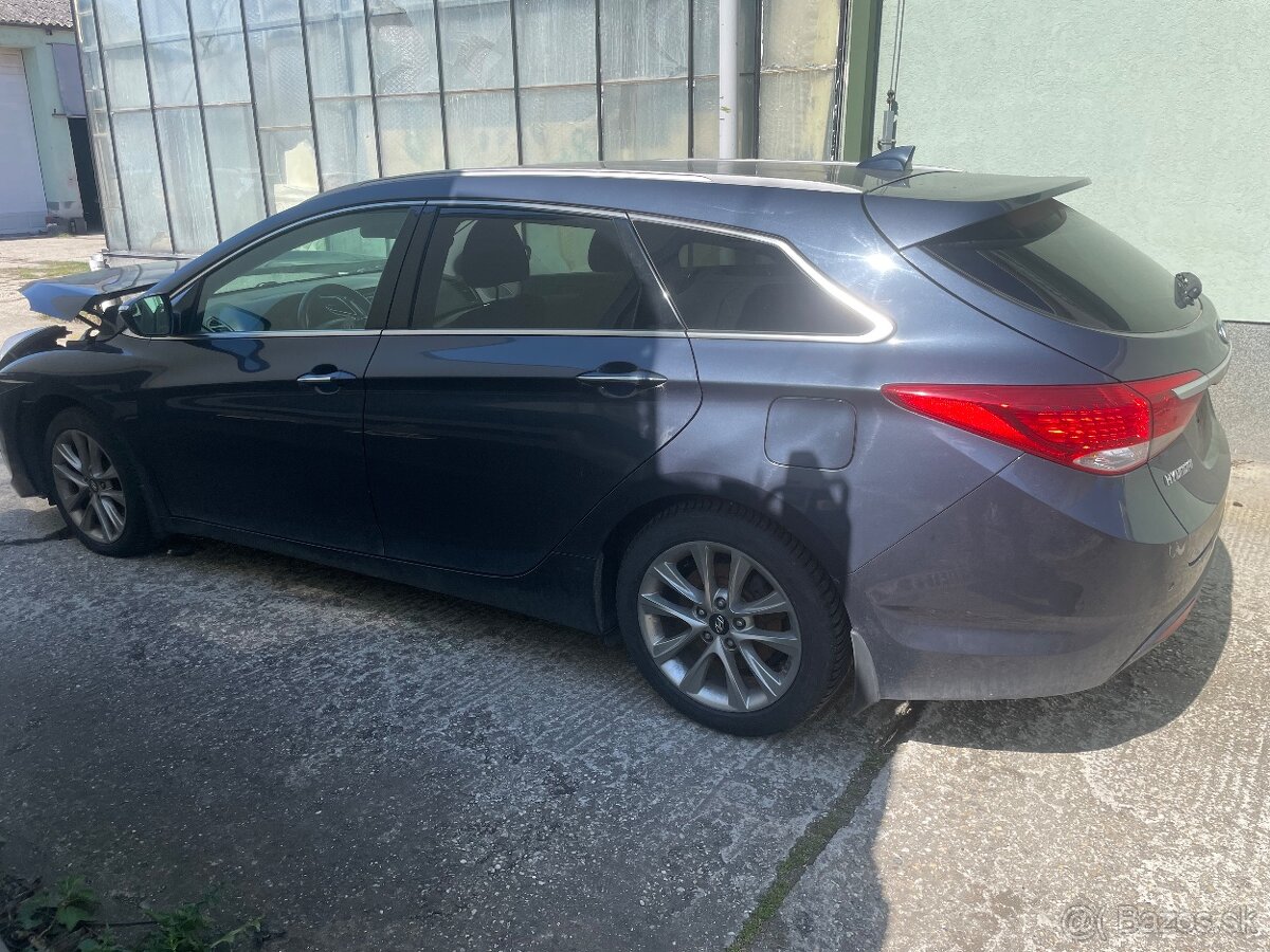 Hyundai i40cw 1.7crdi - 2