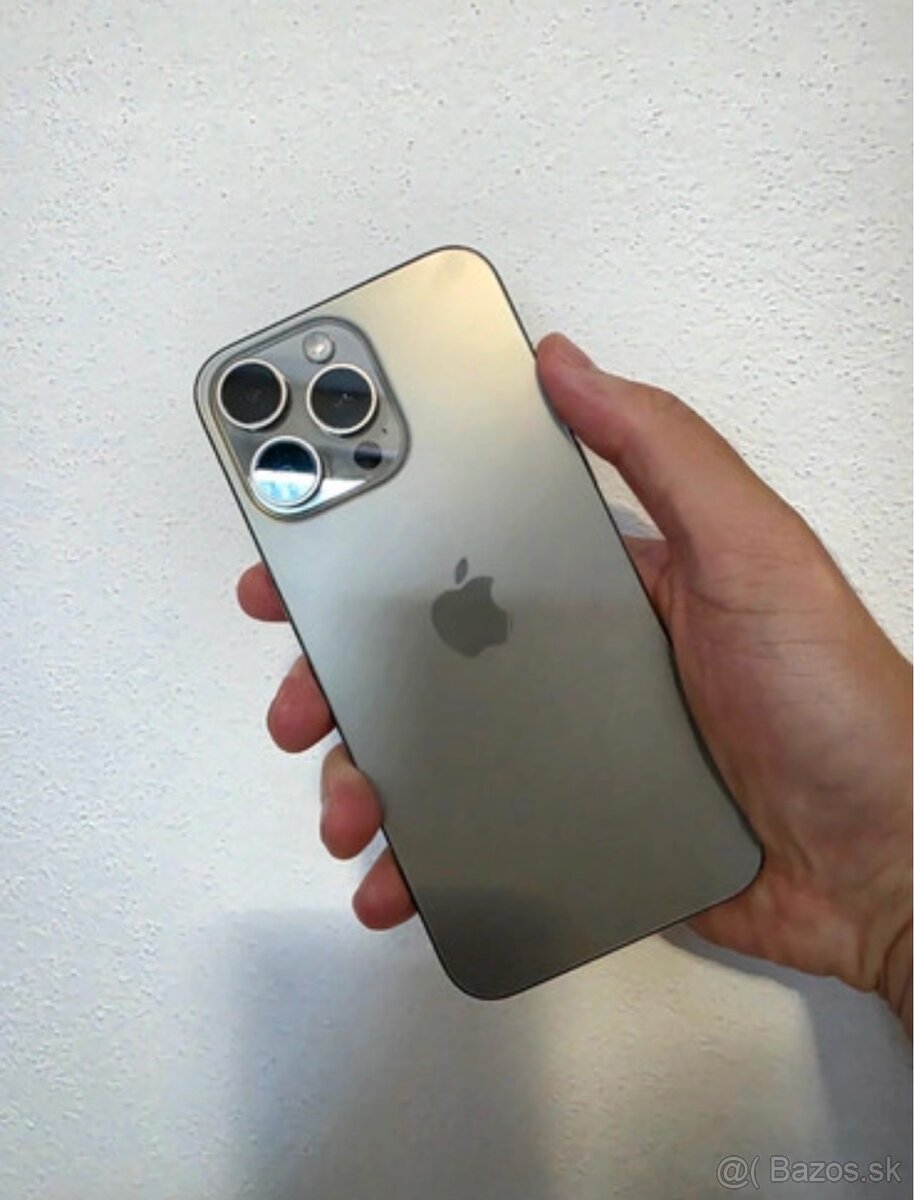 Apple iPhone 15 Pro Max - 2