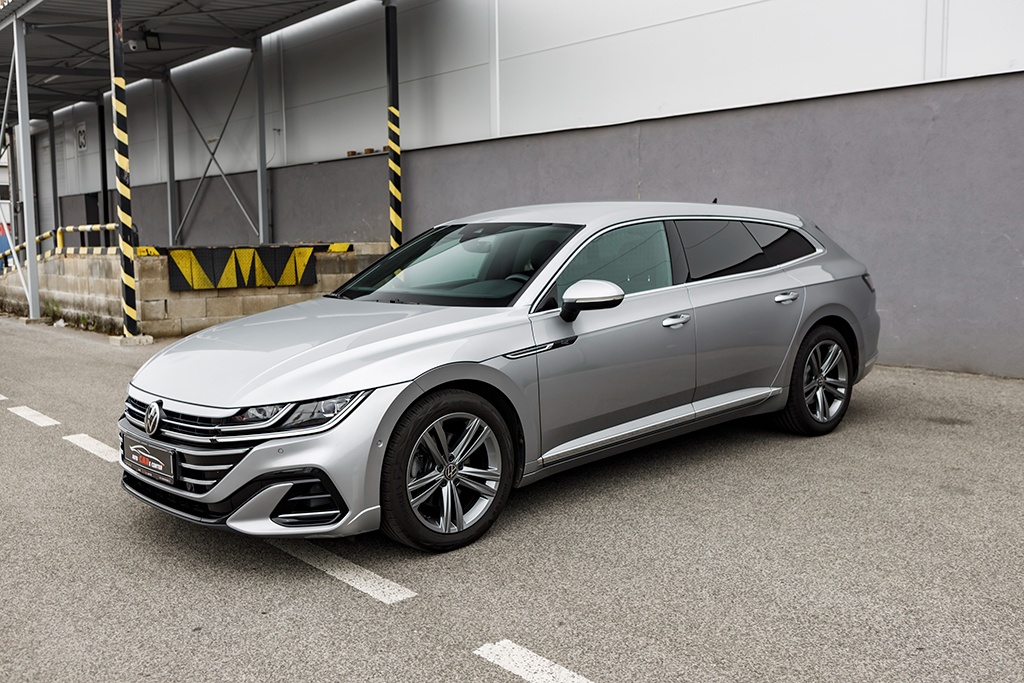 Volkswagen Arteon SB R-line 2.0TDI 147kW DSG7 4-Mot 10/2021 - 2