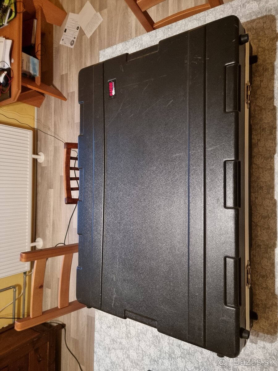 Kufor na mixpult Gator - 2