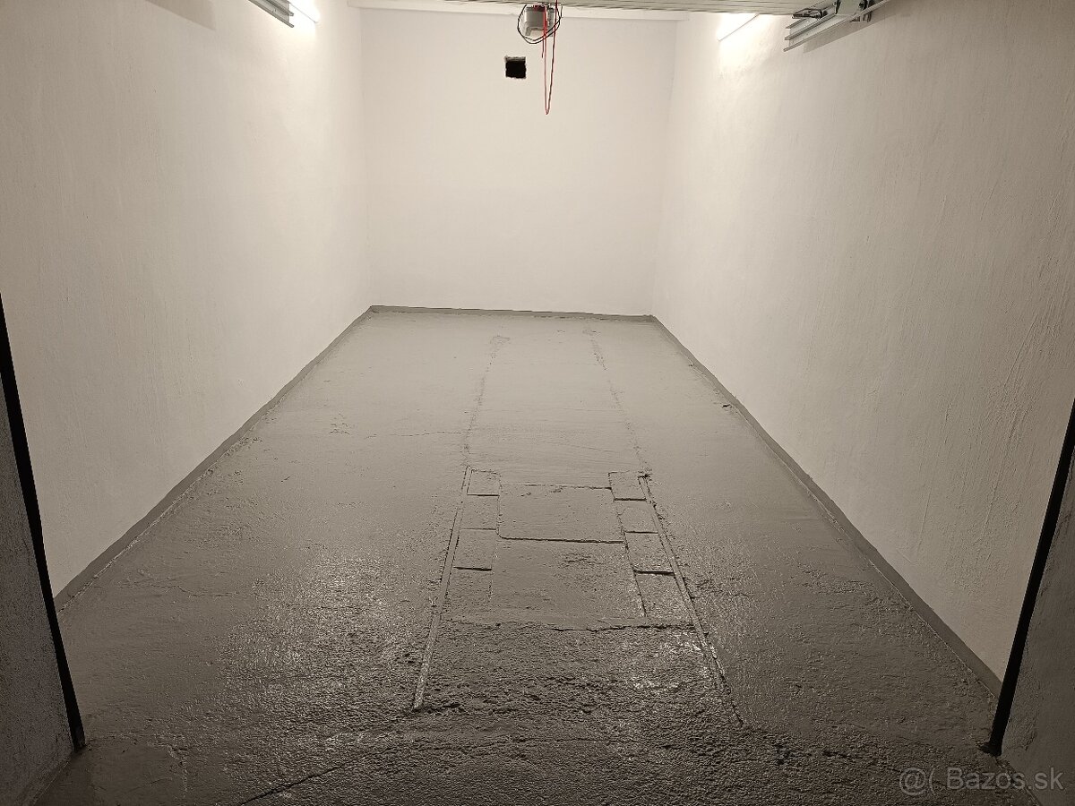 Prenájom garáže pri Viva Parku v Komárne - 2