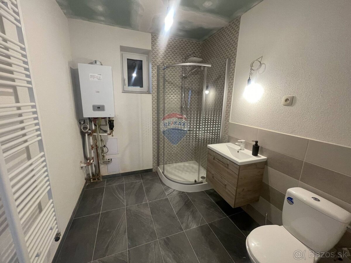 REZERVOVANÝ Rodinný dom v procese rekonštrukcie pred dokonče - 2