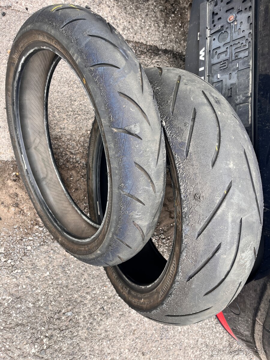 Sada Pneu Bridgestone Battlax Hypersport S21F/R - 2