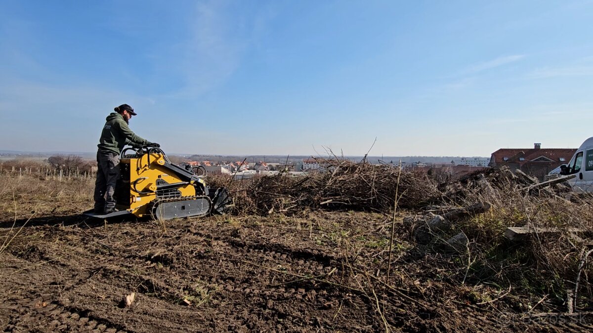 Služby - Mininakladač / Pôdna fréza / Zakladač trávnika - 2