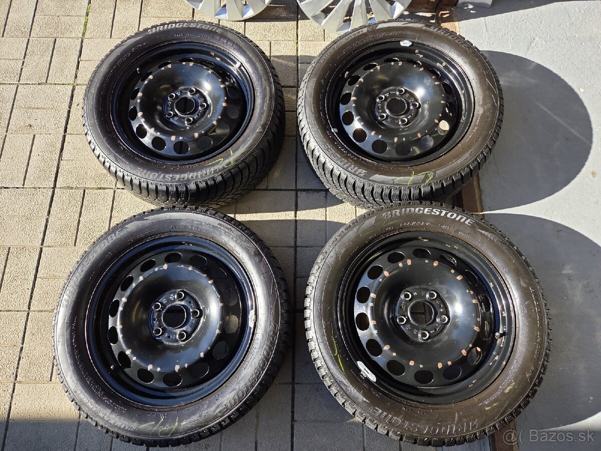 Predám plechové disky 6Jx16H2 ET48 R16 a zimné pneu
- 2