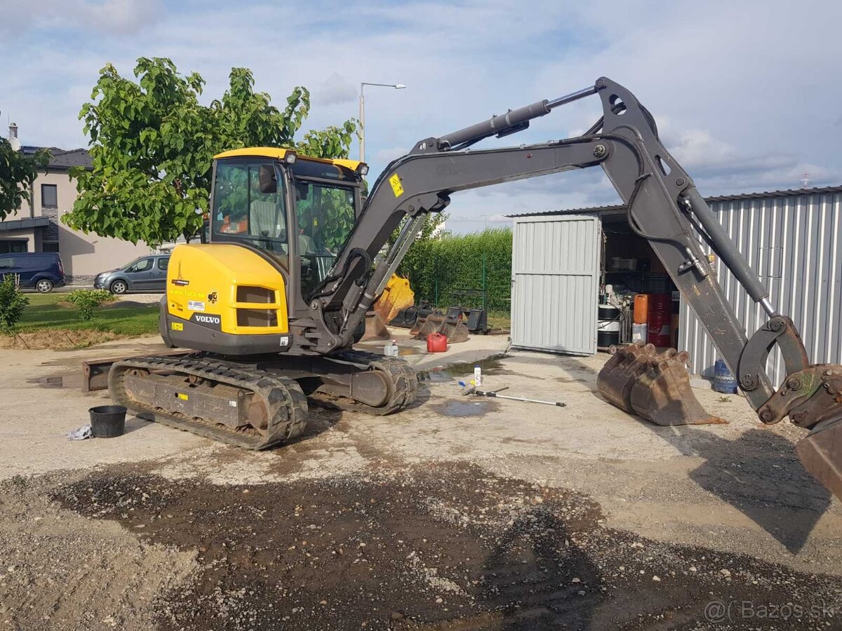 Minibager VOLVO ECR 50 D - 2