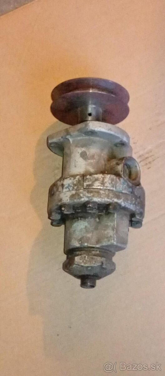 Hydraulické čerpadlo s remenicou - 2