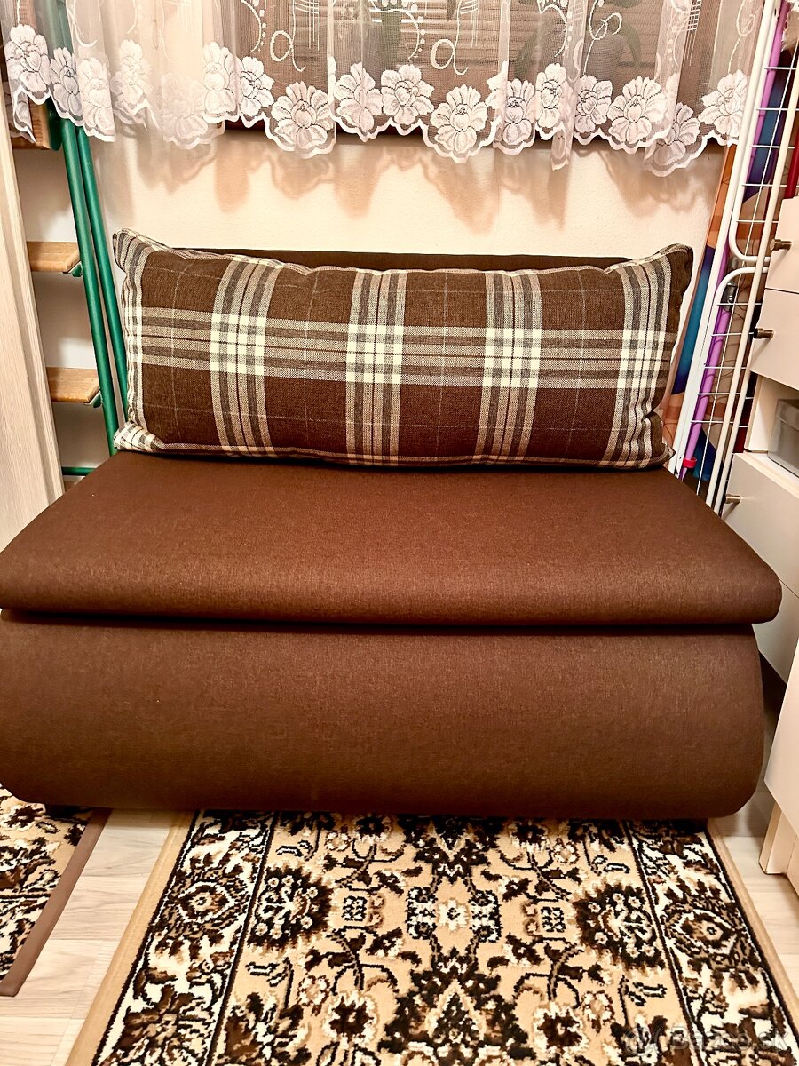 Rozkladací gauč nový - 2