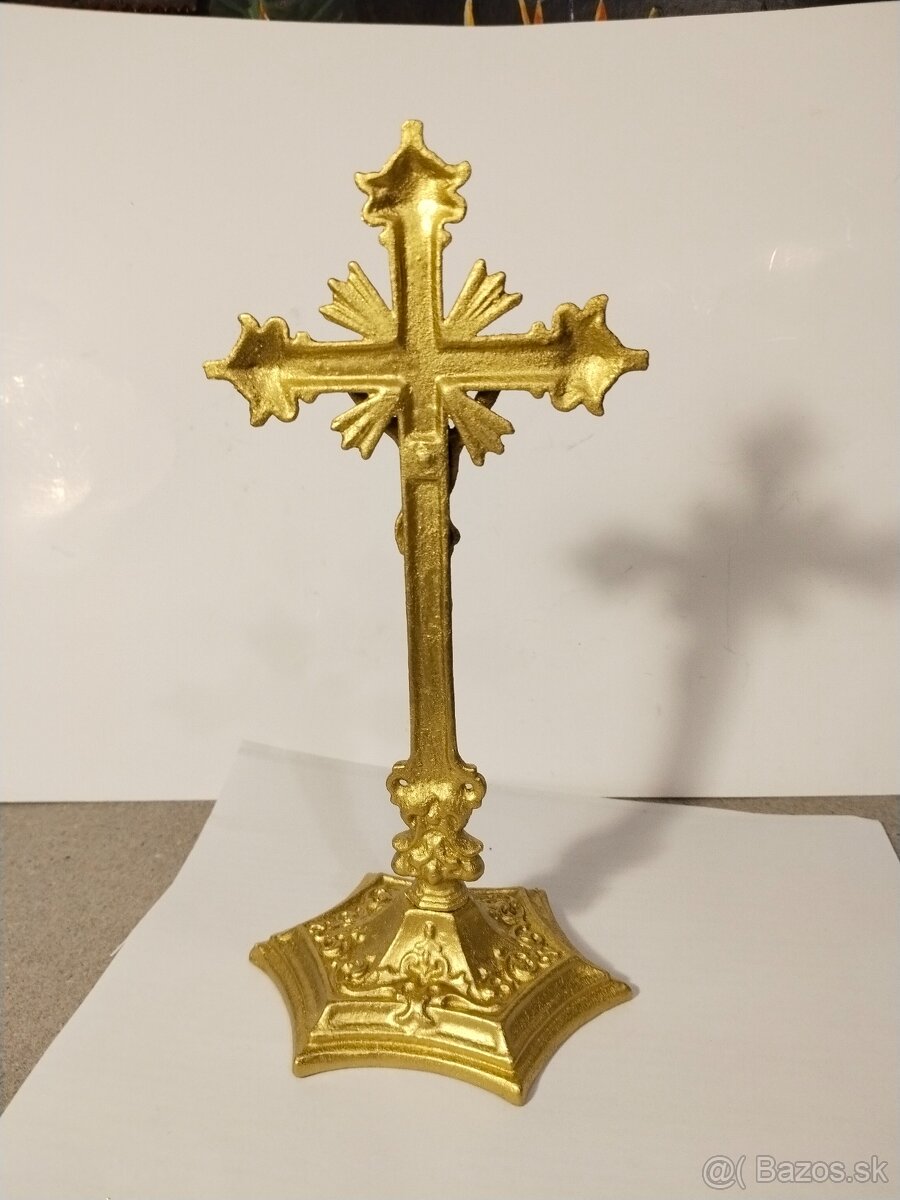 Kříž zlatý, restaurovaný - 2