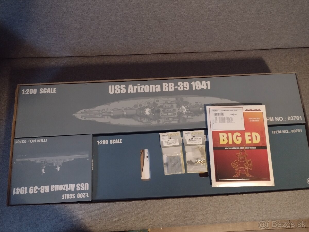 Plastikový model Arizona + doplnky 1:200 - 2