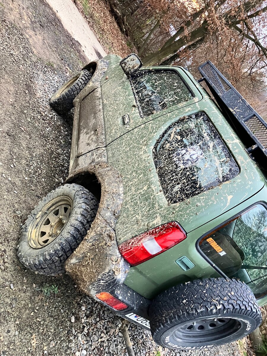 Predám miláčika Suzuki Jimny - 2