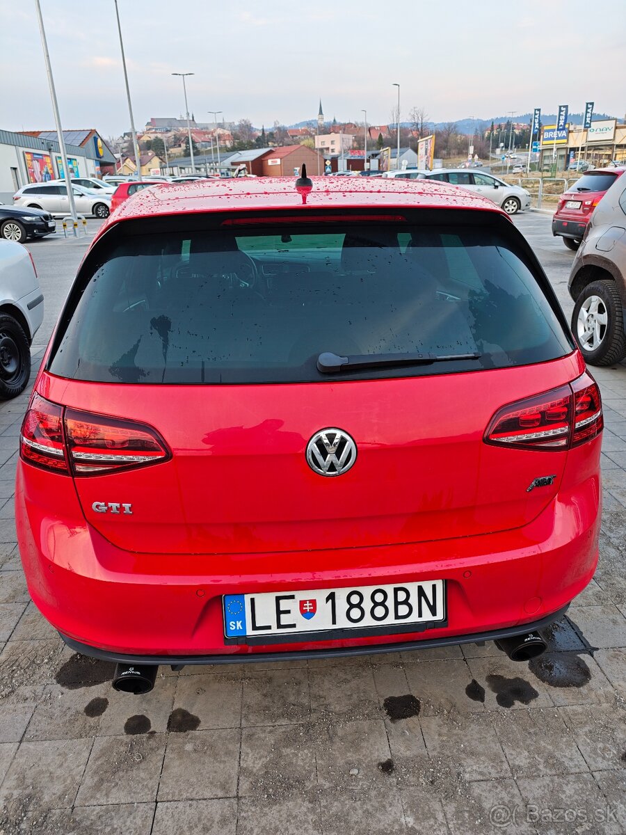 Volkswagen Golf 7 GTI - 2