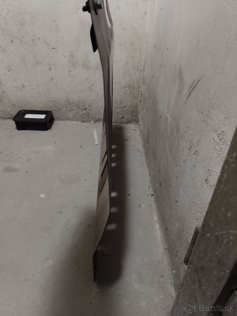 Oceľový kryt olejovej vane motora - 2