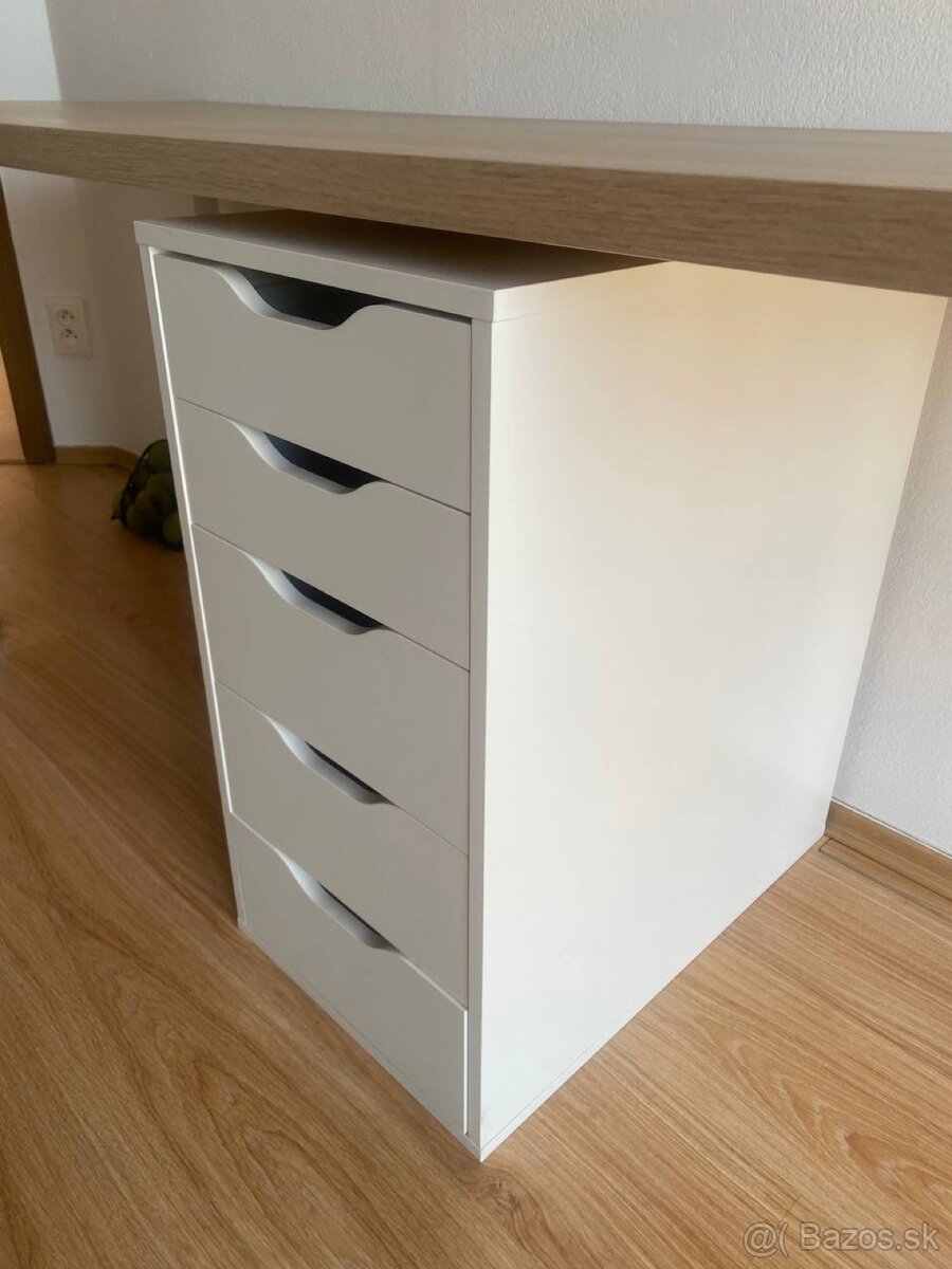 Stôl IKEA a box - 2