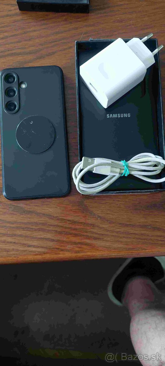 Samsung S24 - 2