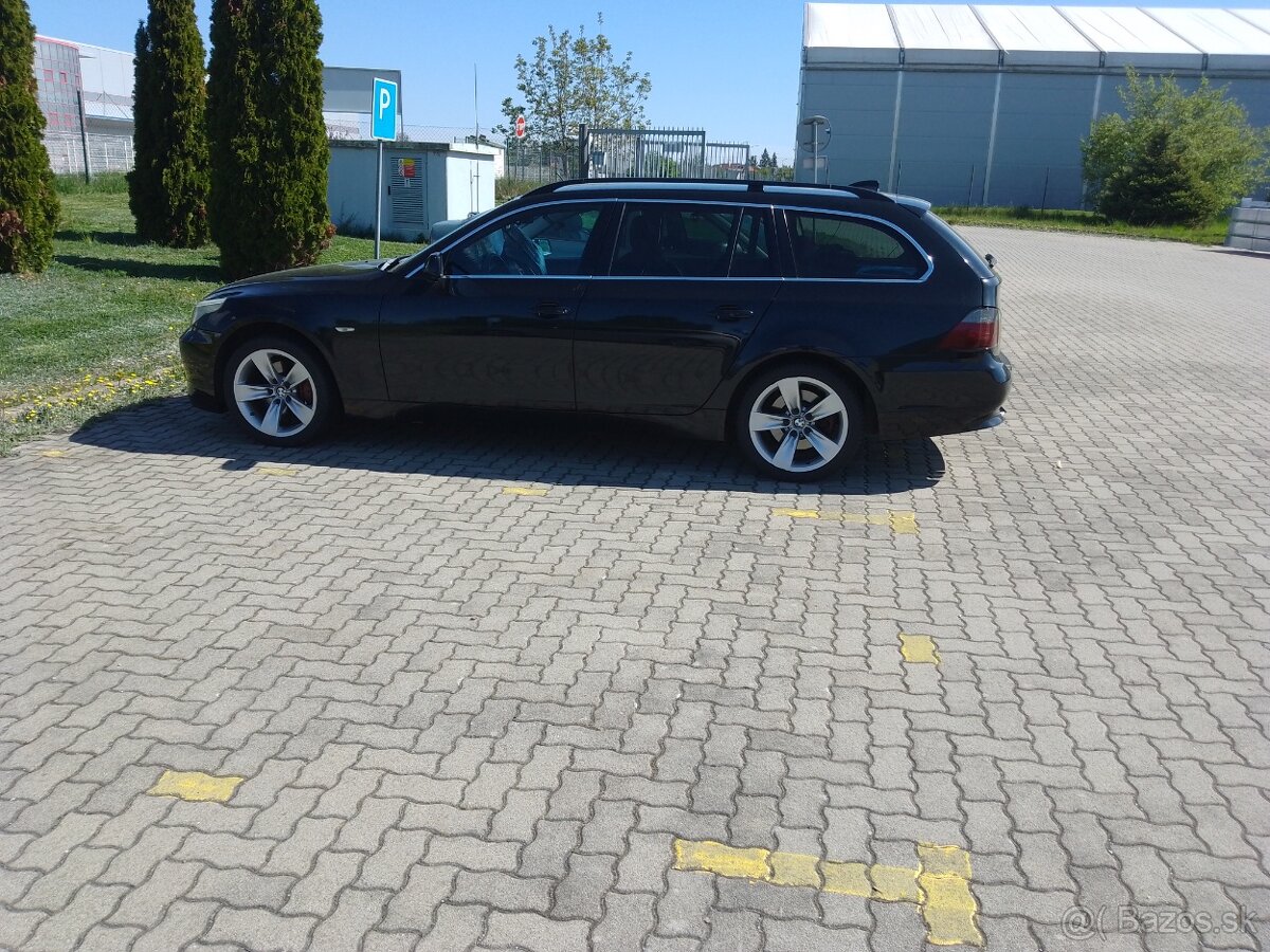 BMW e 61 525 i - 2
