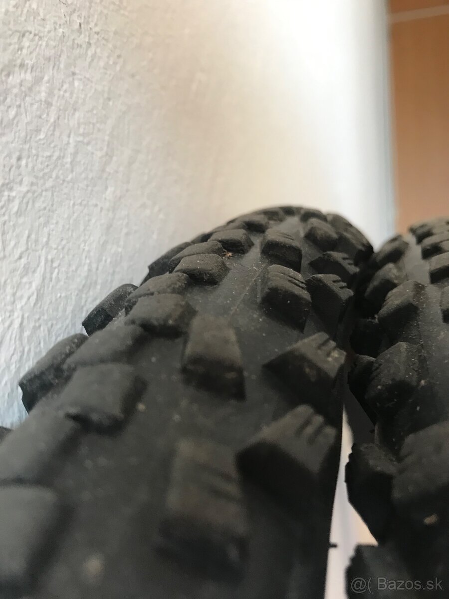 Plaste Schwalbe Black Jack 26 x 2,1 - 2