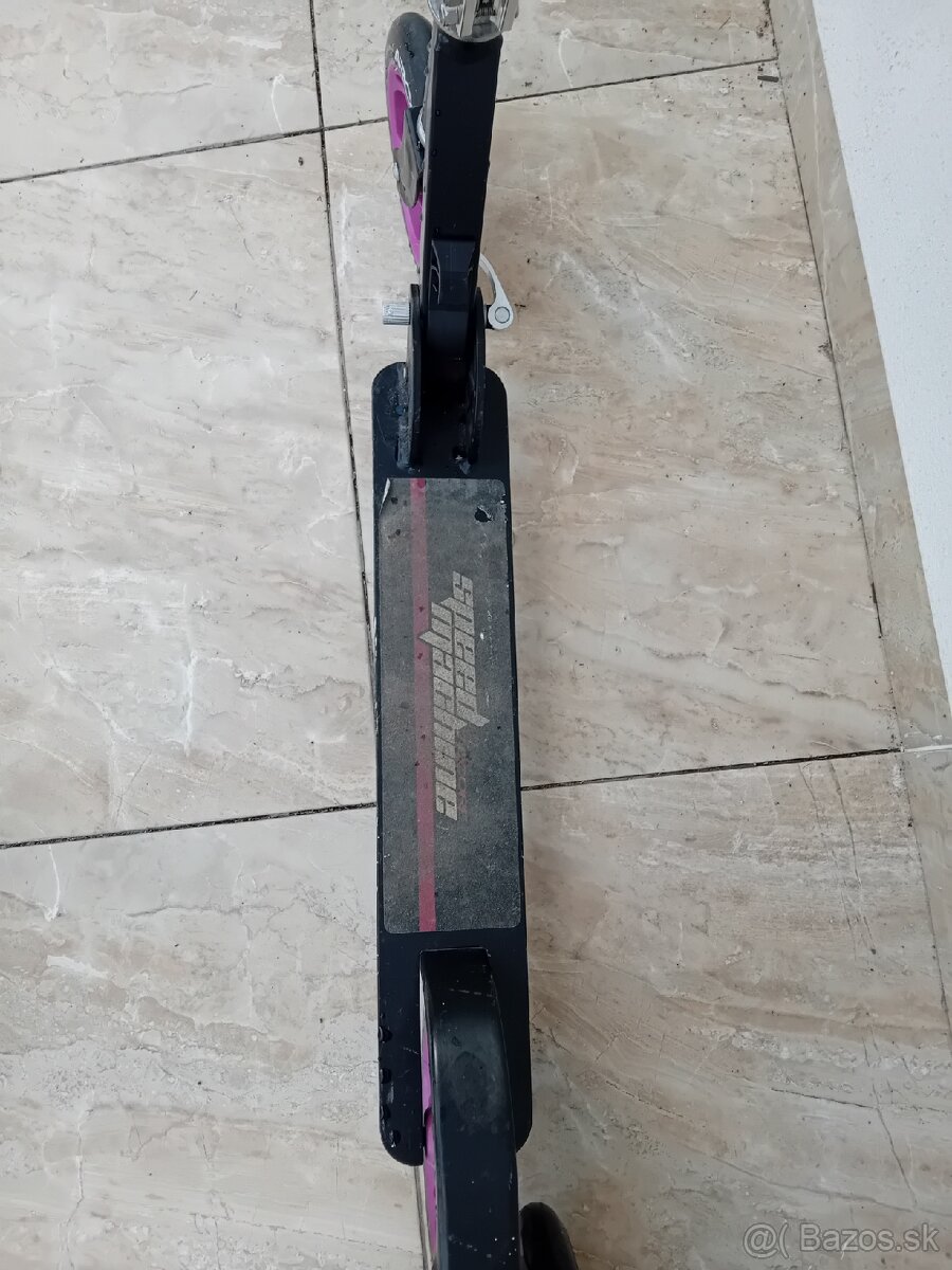 Predám dievčenské kolobežky - 2