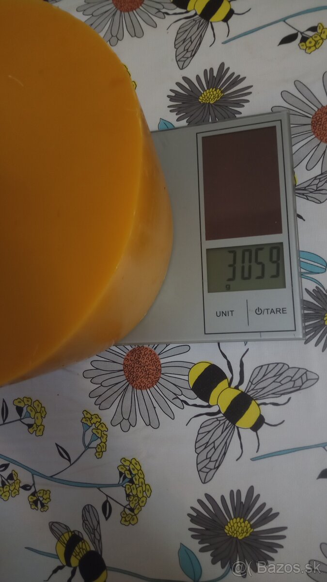 Predám včelí vosk, včelí med - 2