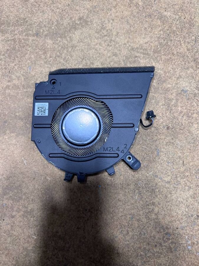 Predám použitý ventilátor procesora do notebooku Dell 15/// - 2