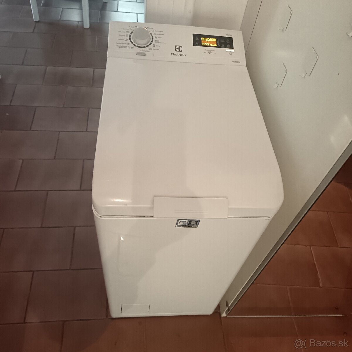 Práčka Electrolux v záruke do 1.1.27 a dovozom v BA - 2