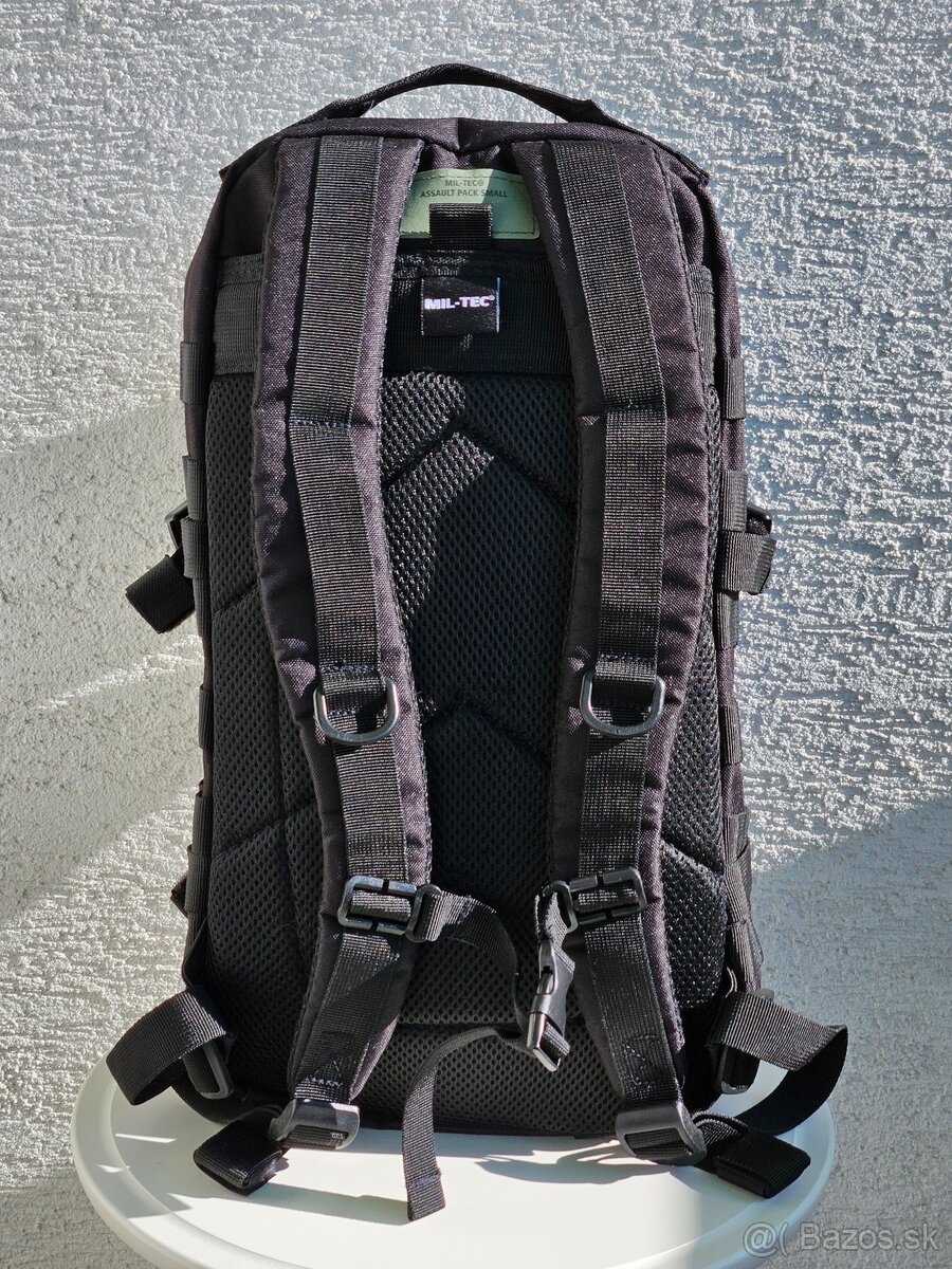 Ruksak Mil-Tec Assault Small 20l - čierny - 2