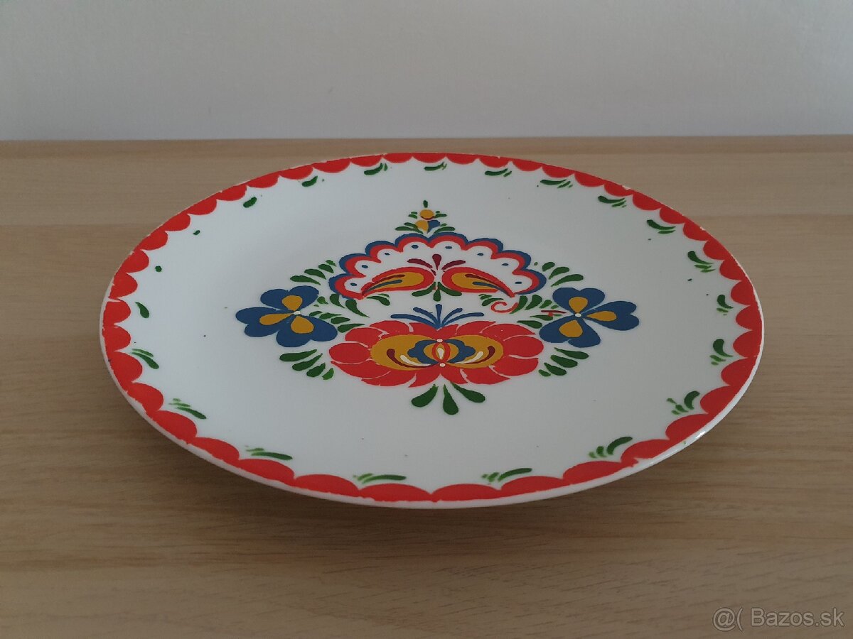 Ozdobné, nástenné taniere - 2