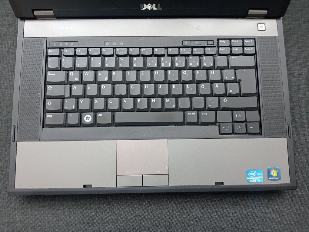 predám Dell Latitude e5510 ,Intel® Core™i3 , RS232 , Win XP - 2