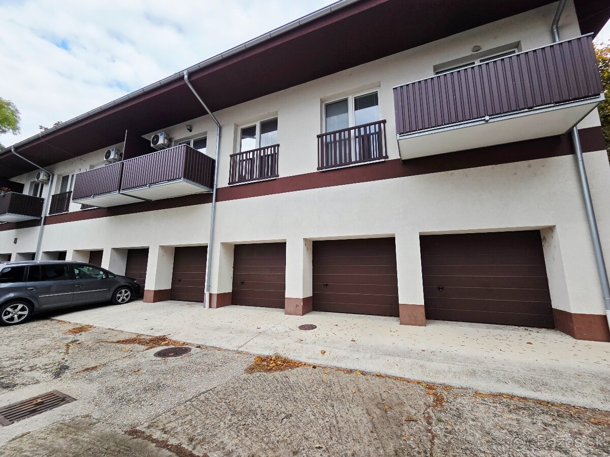 2.-izbový byt s garážou v Seredi - 2