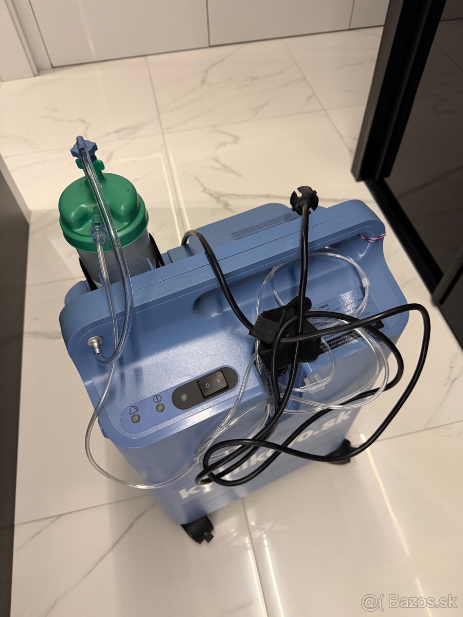 Kyslíkový koncentrátor Philips EverFlo - 2