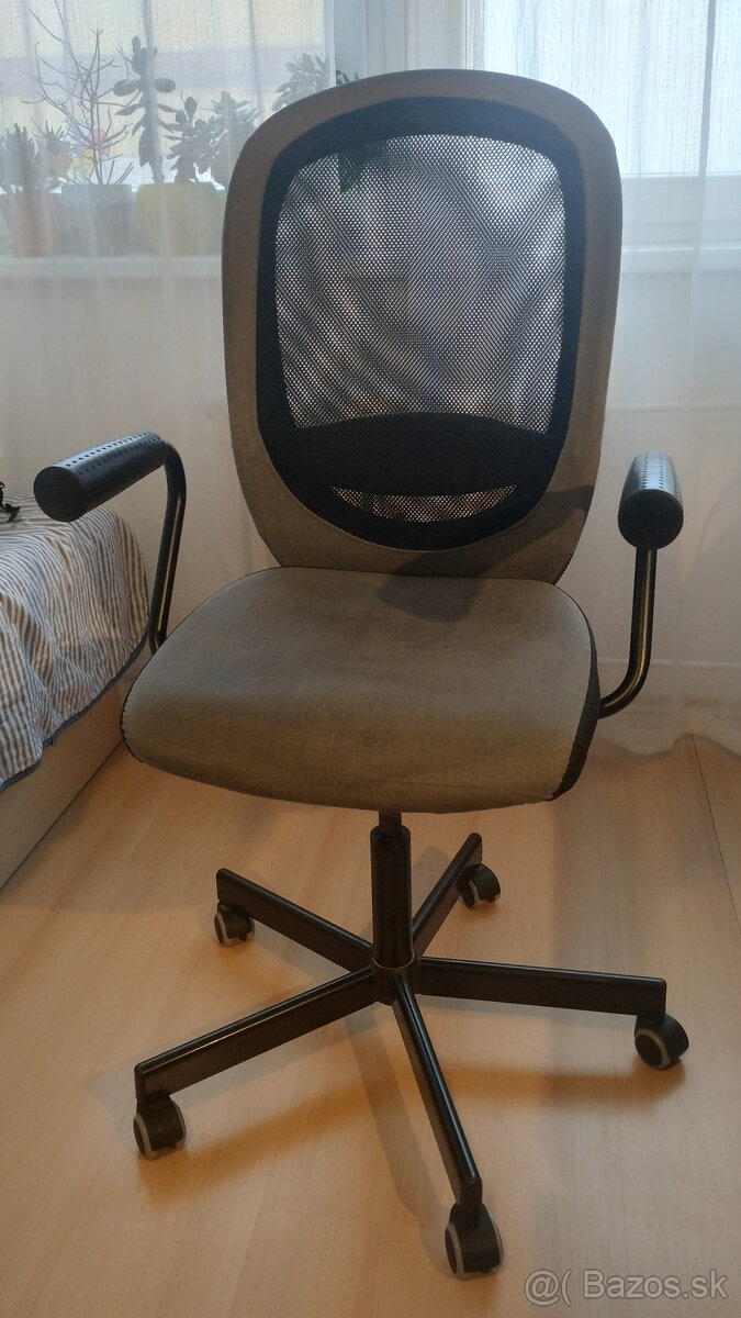 Polohovateľné kancelárske stoličky - 2