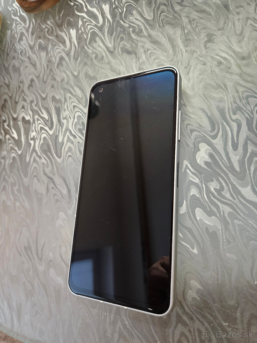 ASUS Zenfone 9 - 2