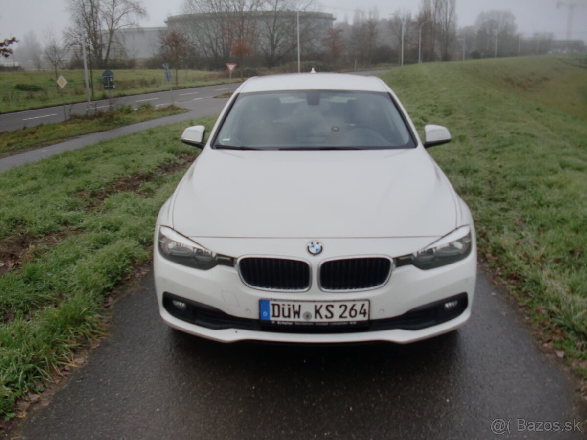 predám BMW 318i, 10/2016,226000km,servis. - 2